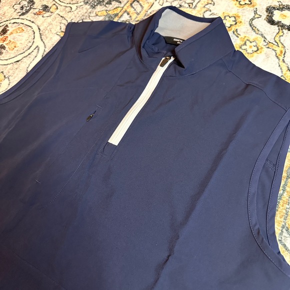 Kenneth Cole Golf Men's Sleeveless 1/4 Zip Vest Pullover Navy Size Medium NWT - Picture 1 of 9